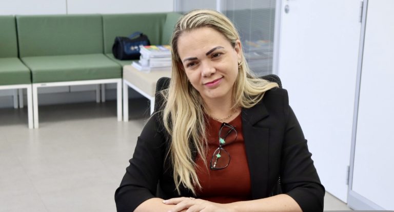 Brasil registra menor taxa de desemprego da história e Cláudia de Jesus destaca geração de empregos em Rondônia