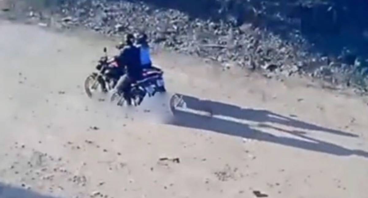 Câmeras flagram furto de motocicleta em balneário de Ji-Paraná