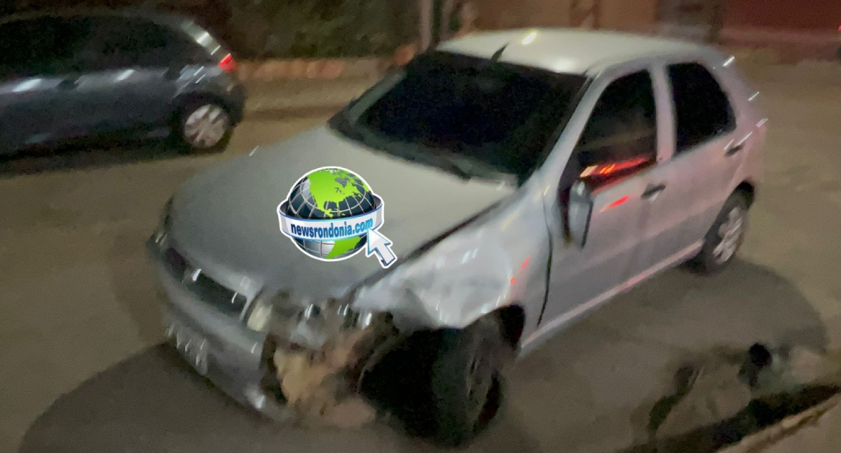 Carro invade contramão e bate de frente com moto na zona leste