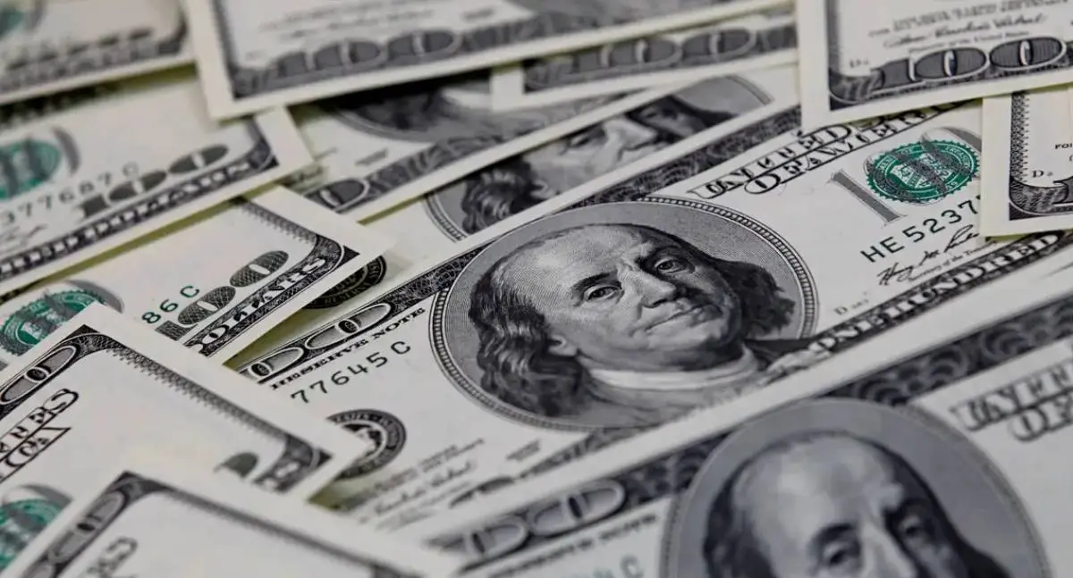 Dólar cai para R$ 5,54 com dados de desemprego nos EUA