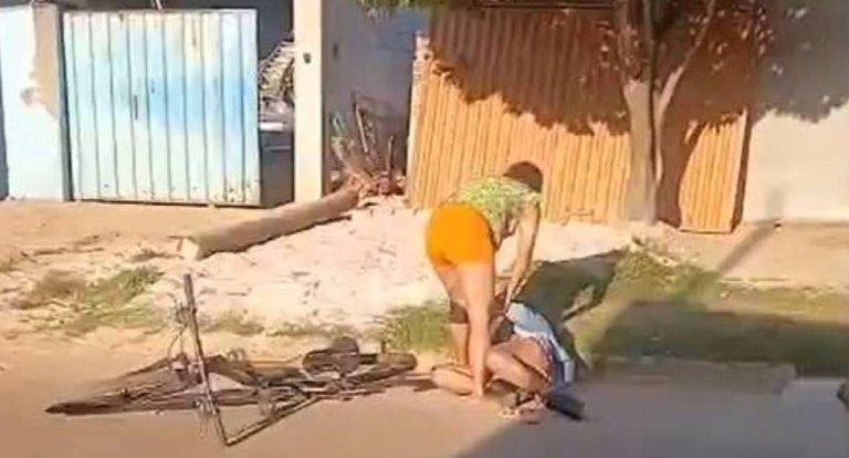 Dona de bar e cliente se agridem na rua por conta de dívida em Vilhena