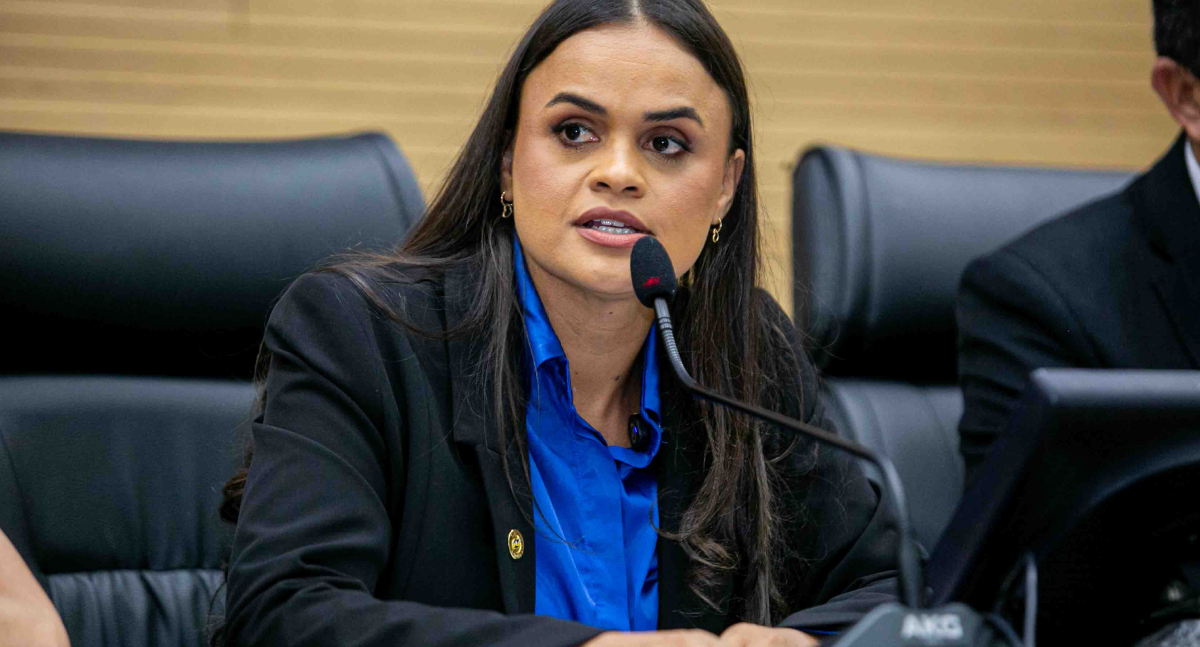 Dra. Taíssa comemora aprovação de reforma do Estádio João Saldanha e bolsa para catadores na Assembleia Legislativa de Rondônia