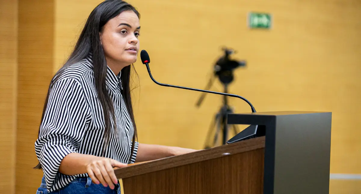 Dra. Taíssa protocola projeto de lei para isenção de ICMS em energia solar em Rondônia