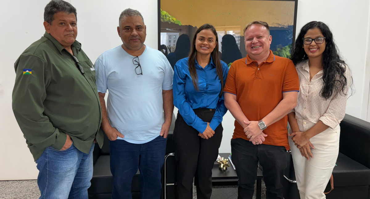 Dra. Taíssa recebe representantes de Candeias do Jamari e reforça compromisso com o município