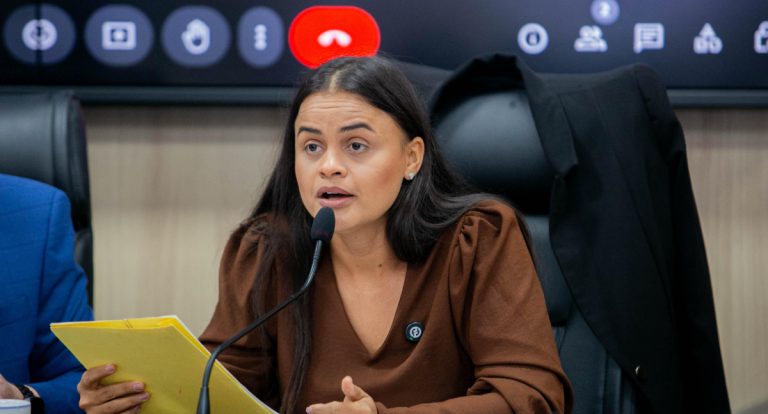 Dra. Taíssa solicita esclarecimentos sobre paralisação de exames no Centro de Diagnóstico por Imagem de Rondônia