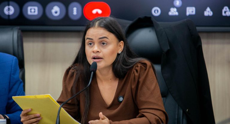 Dra. Taíssa solicita manutenção na RO-010 para garantir acesso seguro ao Distrito de Tarilândia