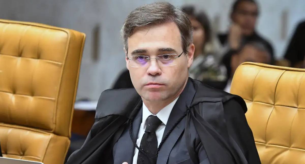 Em evento no Rio, ministro André Mendonça critica ativismo judicial
