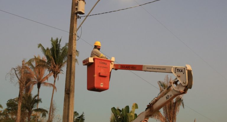 Estrada dos Periquitos recebe revitalização da iluminação após série de furtos em Porto Velho