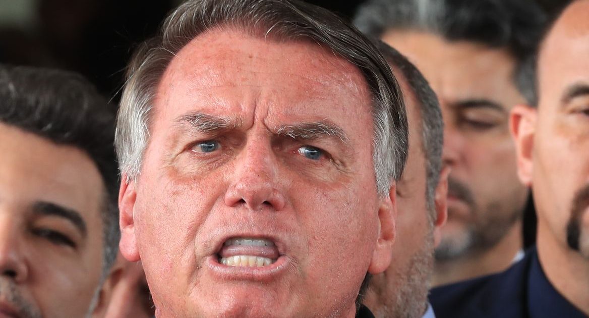 Exames de Bolsonaro indicam inflamações pulmonares e persistência de gastrite