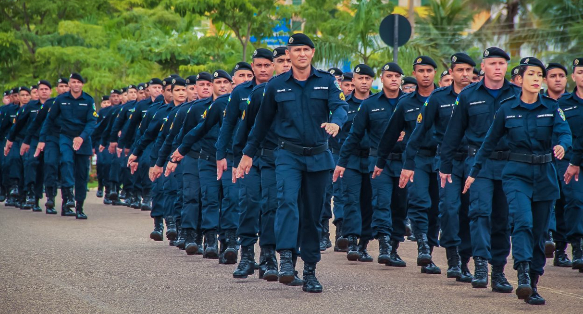 Eyder Brasil garante prorrogação de benefício a policiais militares que atuam nos Colégios Tiradentes