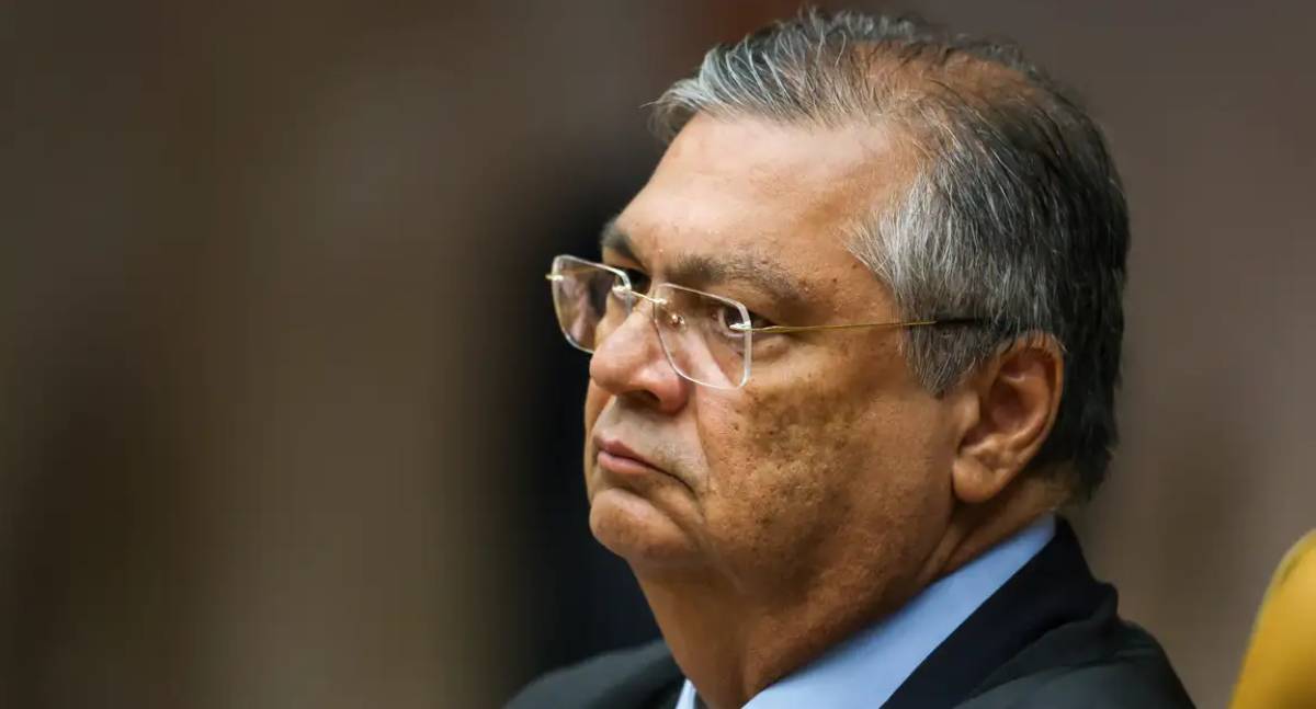 Flávio Dino decide que leis estrangeiras não valem automaticamente no Brasil