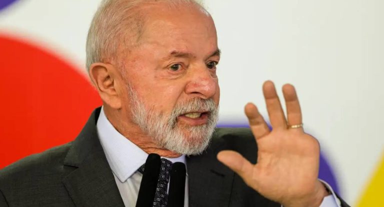 Governo anuncia R$ 30 bilhões para empresas afetadas por tarifaço de Trump
