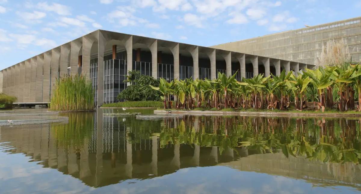 Governo brasileiro expressa pesar pela morte do senador colombiano Miguel Uribe