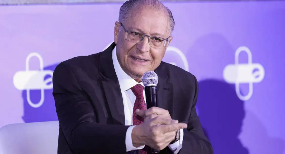 Governo prioriza diálogo para amenizar Tarifaço dos EUA