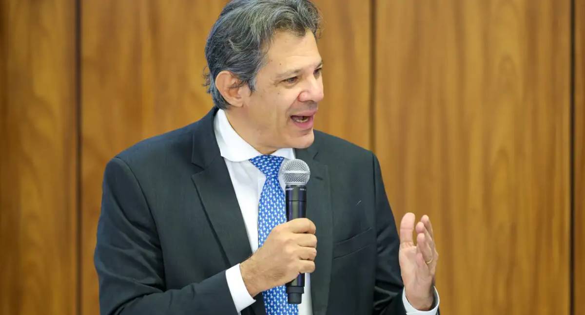 Haddad atribui à extrema-direita dos EUA cancelamento da reunião com Bessent