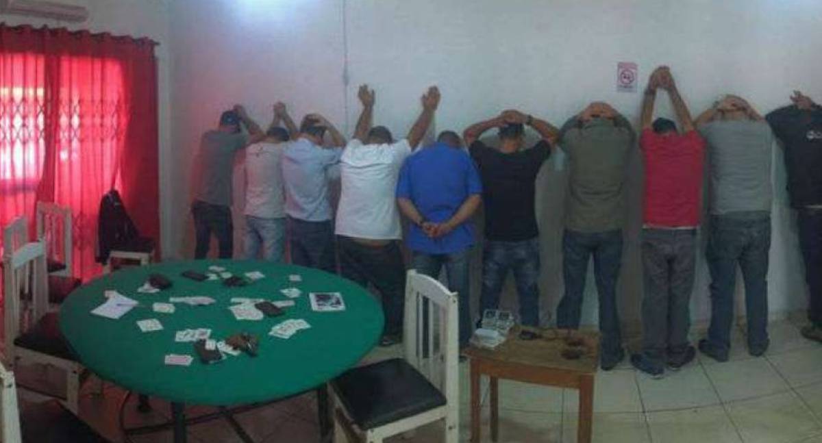 Homem tem moto confiscada em jogatina ilegal e aciona a polícia em RO
