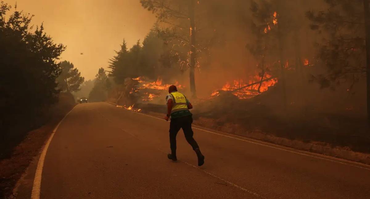 Incêndios florestais na Europa afetam pontos turísticos