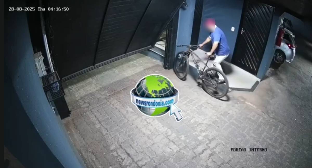 Ladrão é filmado furtando bicicletas em condomínio na capital
