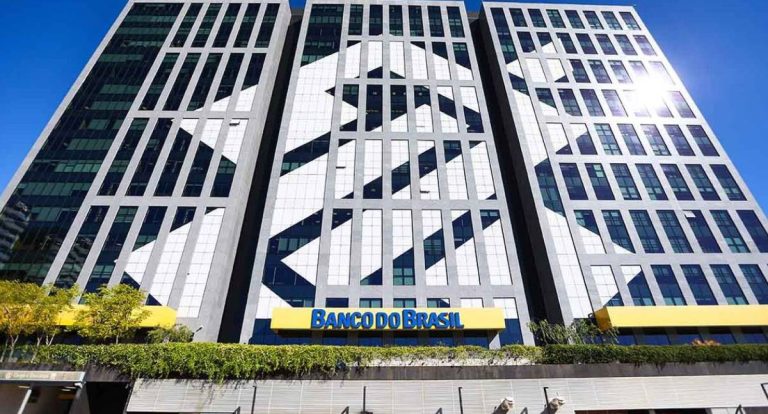 Lucro do Banco do Brasil cai no primeiro semestre pressionado por novas regras e inadimplência