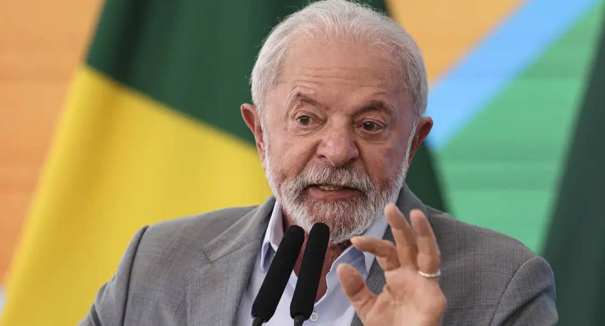 Lula afirma que Brasil tem interesses a defender e não é "Republiqueta"