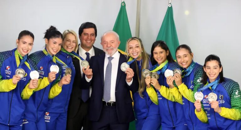 Lula anuncia criação da universidade dos esportes no Brasil
