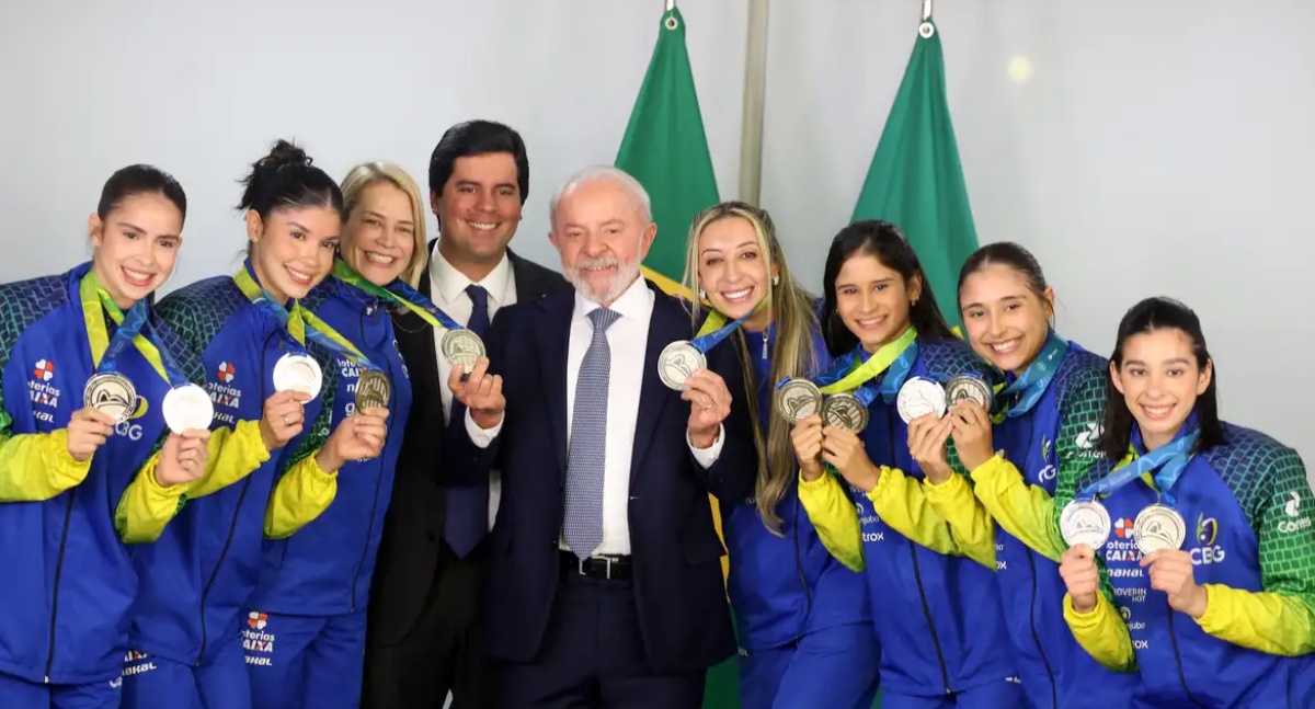 Lula anuncia criação da universidade dos esportes no Brasil