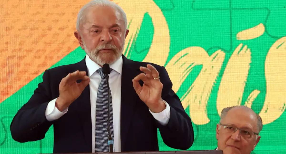 Lula anuncia envio ao Congresso de projeto de regulamentação de redes sociais