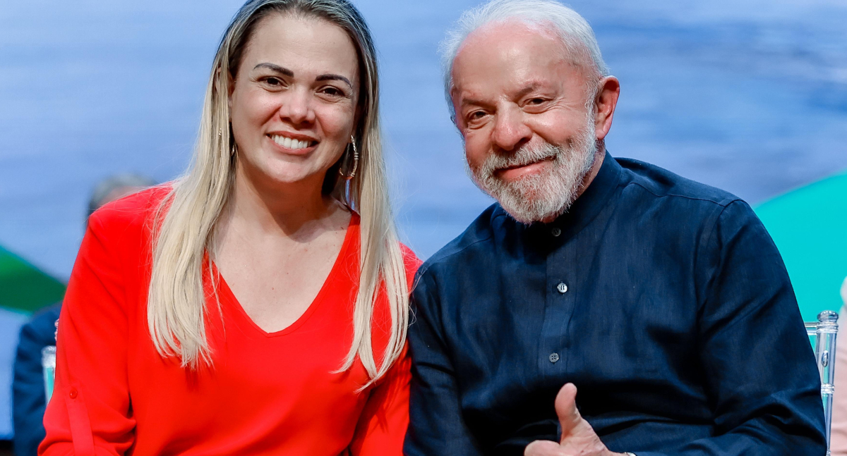 Lula anuncia pacote de investimentos em Rondônia com apoio da deputada Cláudia de Jesus e militância petista
