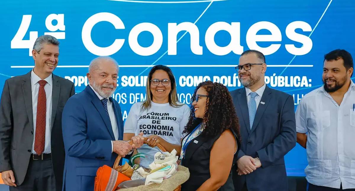 Lula convida Donald Trump para a COP30 em Belém