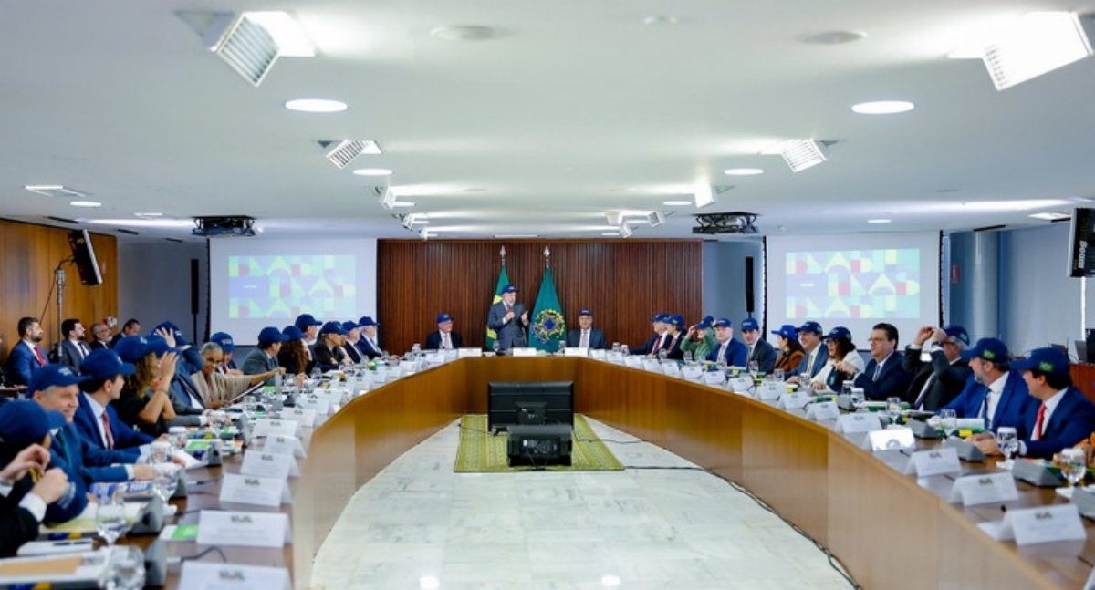 Lula defende soberania, negociação e multilateralismo em reunião ministerial