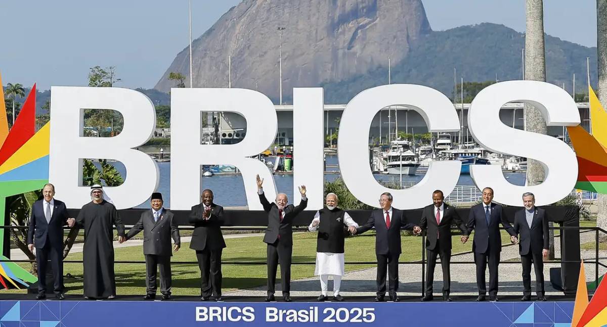 Lula reafirma apoio à ideia de moeda própria do Brics e critica dependência do dólar