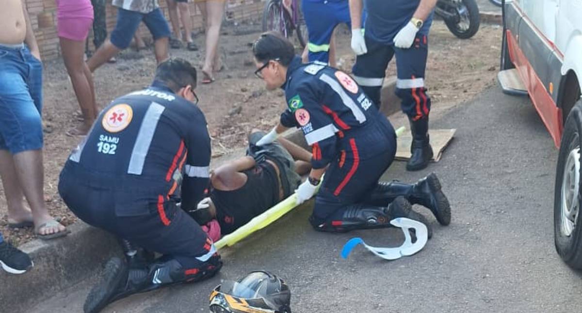 Mãe e filho ficam feridos em acidente envolvendo caminhão e moto em Porto Velho