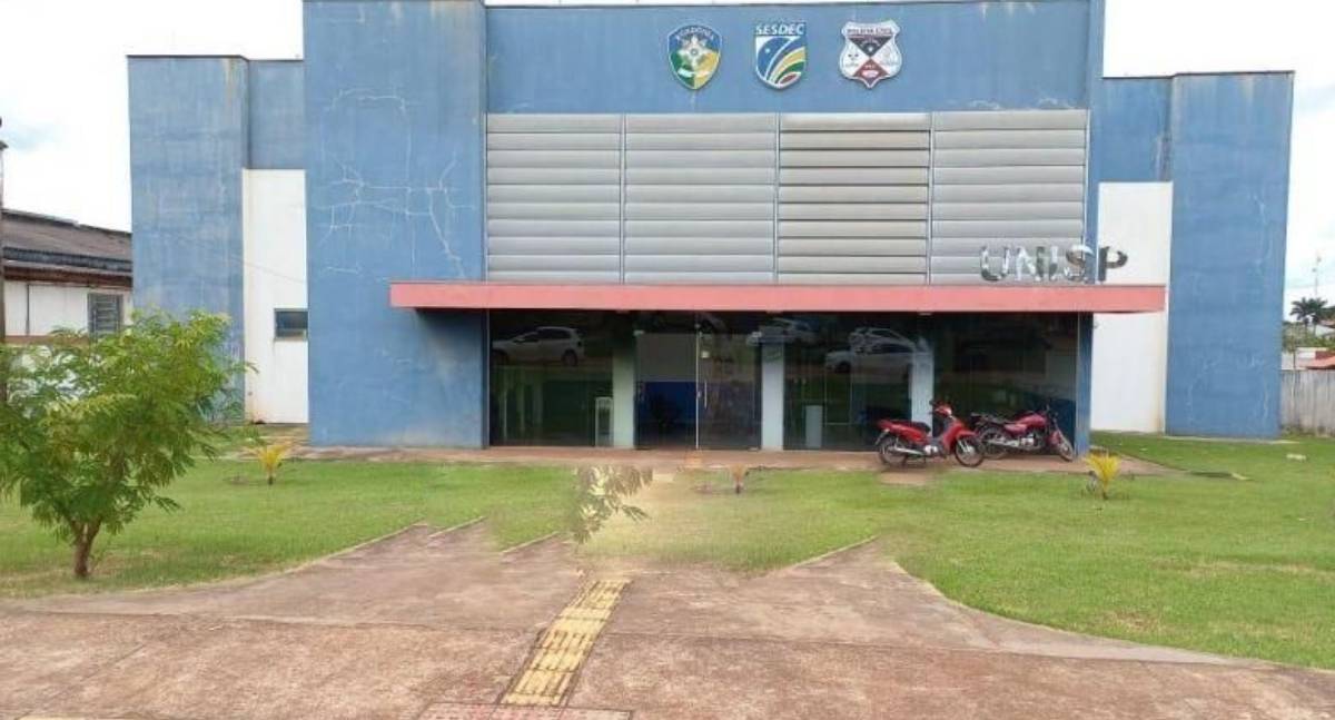 Mãe e filho são vítimas de roubo e criança de 3 anos é agredida em RO