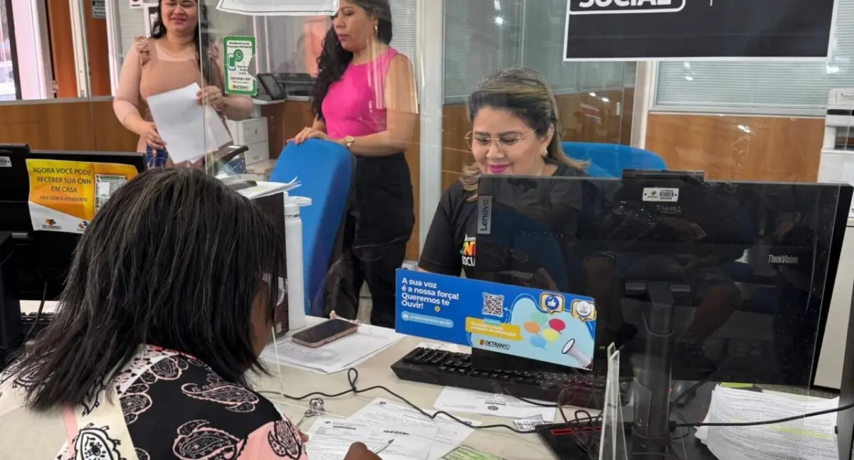 Mais de 320 candidatos iniciam entrega de documentos para CNH Social em Rondônia