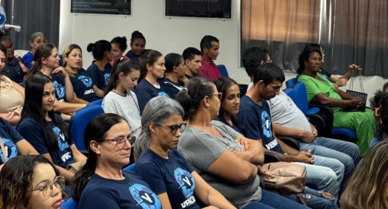 Mais de 40 concluintes do programa Vencer recebem kit profissional em Nova Brasilândia d’Oeste