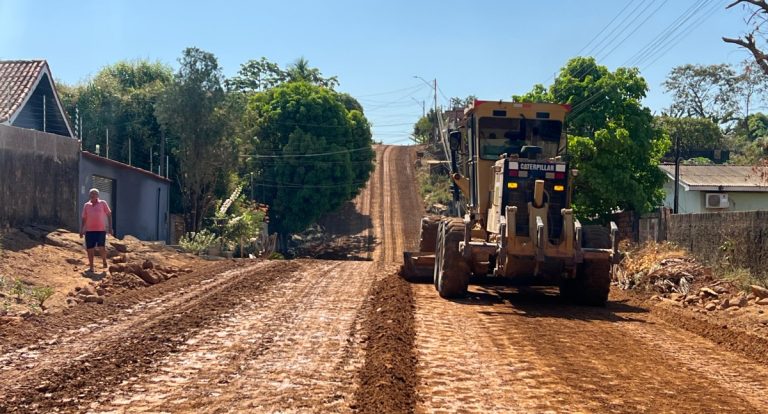 Mais oito trechos de ruas do Setor 04 receberão pavimentação em Jaru