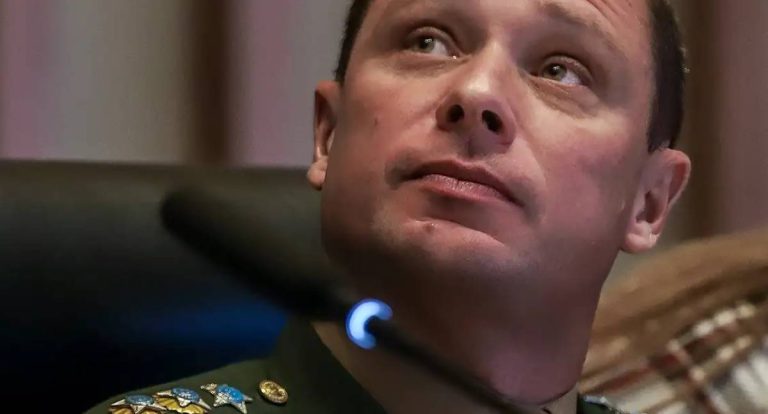 Moraes marca acareação entre Cid e Câmara