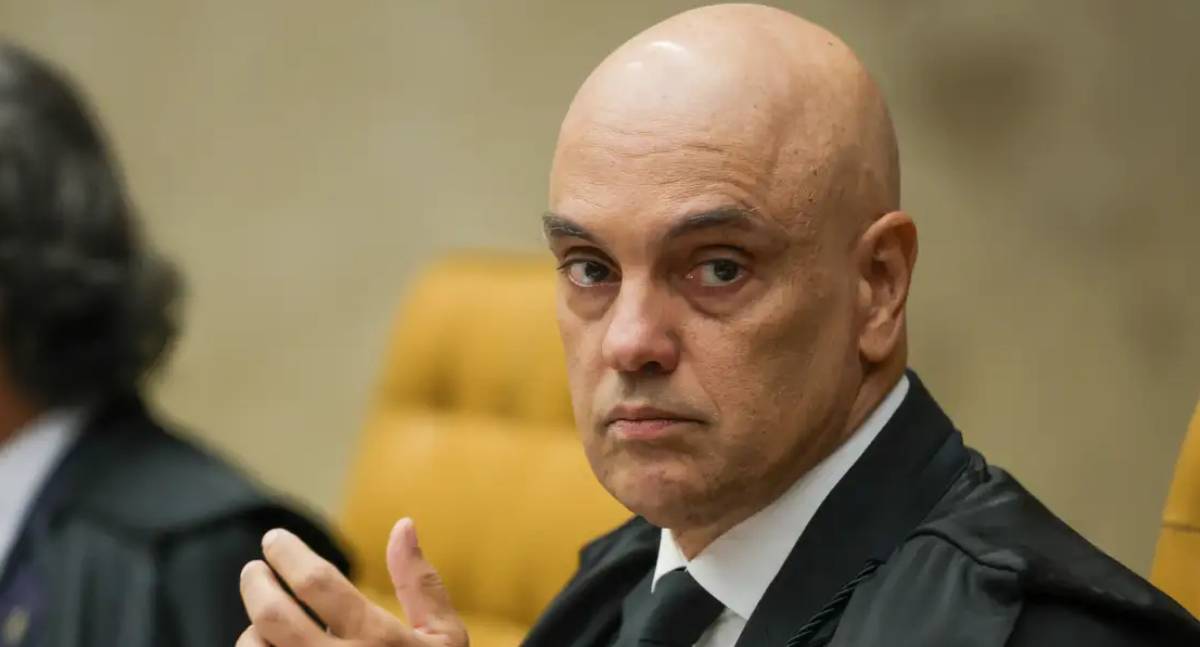 Moraes nega visita de deputado a Bolsonaro por suposta conexão em investigações