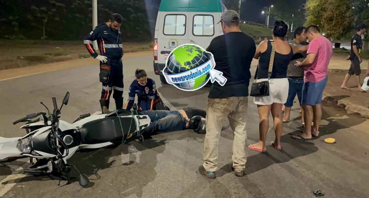 Motociclista cruza BR-364 pelo canteiro central e causa grave acidente em Porto Velho