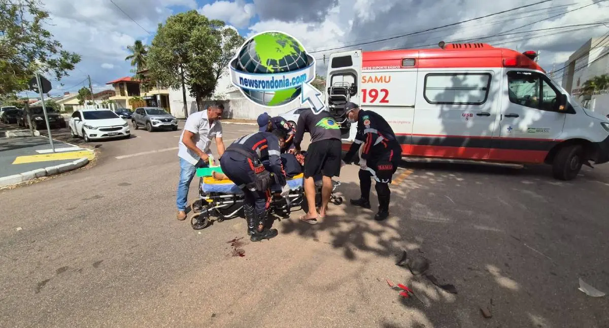 Motociclista desmaia após ser atingida por carro na Farquar