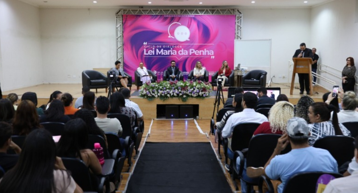 MPRO encerra Agosto Lilás com palestras sobre protocolo de julgamento com perspectiva de gênero em Porto Velho