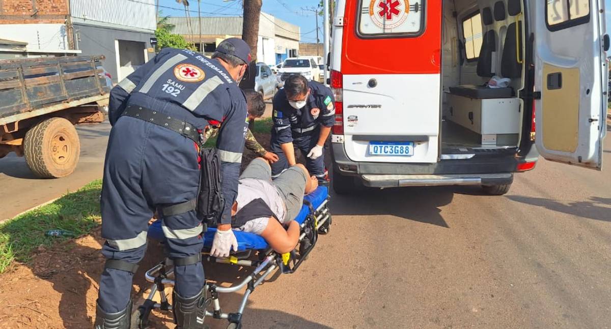 Mulher fica ferida após colisão entre motos em Porto Velho