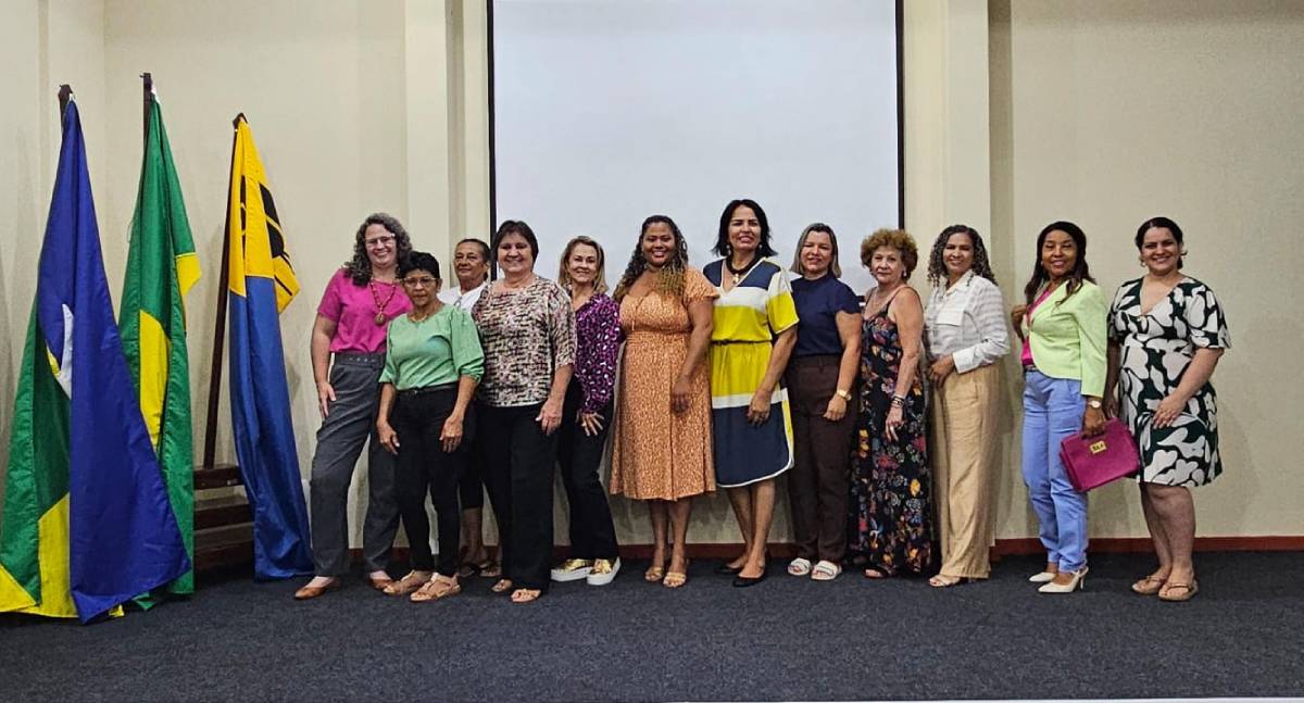 Mulheres se reúnem para lançar coletânea "De Volta Para Mim" em Porto Velho