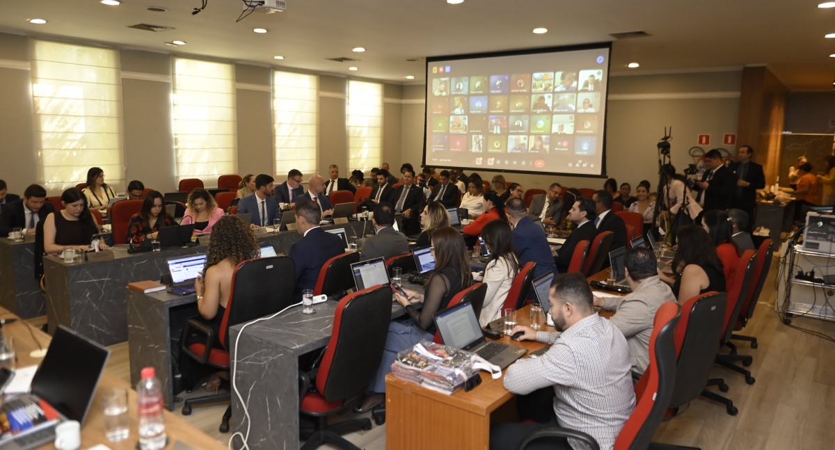 OAB de Rondônia afasta advogado condenado por estupro de vulnerável