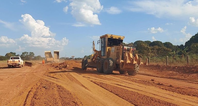 Obras de manutenção melhoram tráfego e segurança na Linha 78-Sul em São Miguel do Guaporé - News Rondônia
