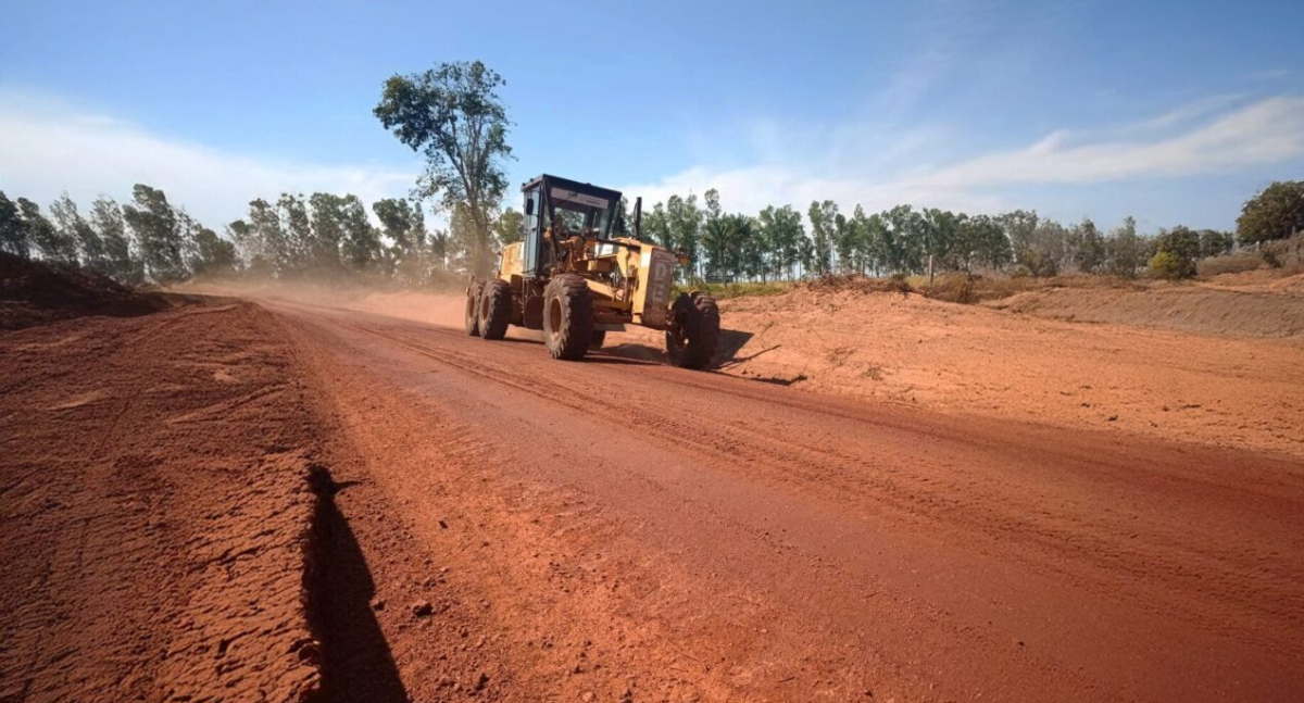 Obras do governo de Rondônia avançam na RO-493 e Marcos Rocha reforça infraestrutura viária em Pimenta Bueno