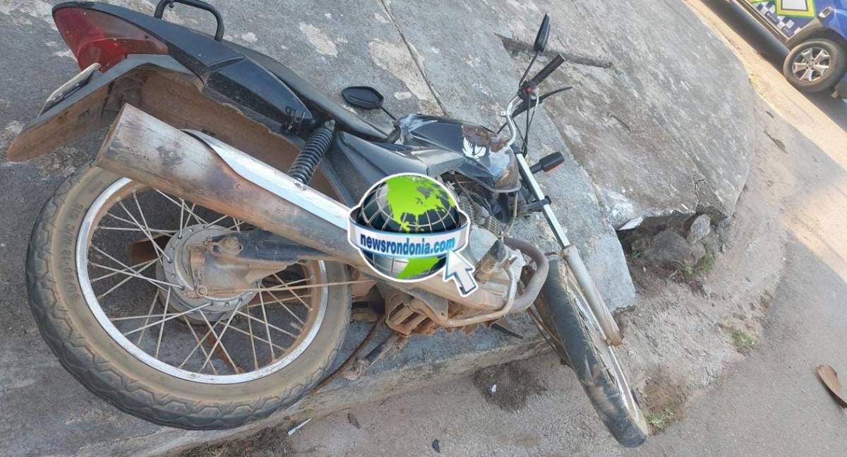 Ônix invade preferencial e atropela moto com mulher gestante na zona leste