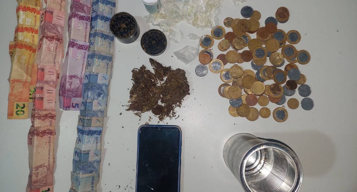 Operação Policial resulta em prisão por tráfico de drogas no bairro Teixeirão