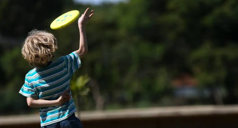 Pesquisa mostra que 29% das pessoas usam castigos físicos em crianças