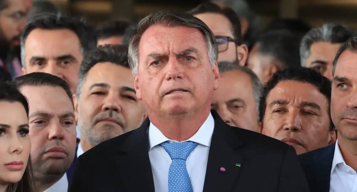 PGR recomenda reforço de policiamento perto da residência de Bolsonaro